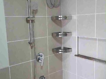 Cameron 3br with parking