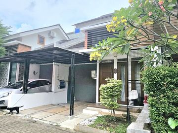 Dijual Rumah Amaryllis Bintaro, Nyaman, Strategis, Siap Huni, Aman - Ciputat, Bintaro, Tangerang Selatan