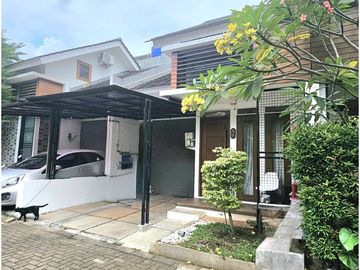 Dijual Rumah Amaryllis Bintaro, Nyaman, Strategis, Siap Huni, Aman - Ciputat, Bintaro, Tangerang Selatan