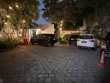 Dijual Rumah dan Cafe JL RC Veteran Bintaro Jakarta Selatan