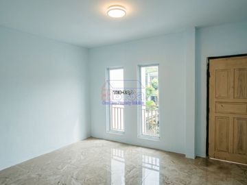 Rumah Hook Villa Rafflesia Batam Center 2 Lt Siap Huni