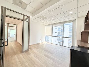 Oficina en Renta en Torre Capitel – Valle Oriente