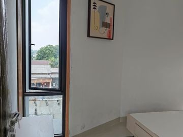 APARTHOUSE APARTEMEN KOSAN MEWAH 3 LANTAI + ROOFTOP 3 KAMAR STRATEGIS DI PONDOK LABU FATMAWATI CILANDAK JAKARTA