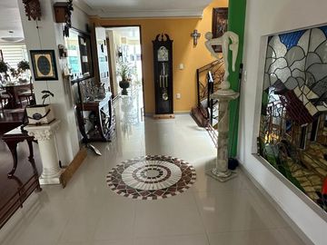 Casa Amplia de Estilo Contemporáneo en la Zona Esmeralda de Atizapán de Zaragoza