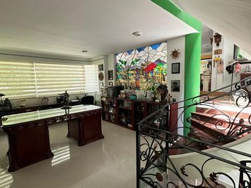 Casa Amplia de Estilo Contemporáneo en la Zona Esmeralda de Atizapán de Zaragoza