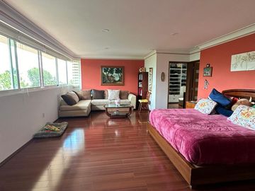 Casa Amplia de Estilo Contemporáneo en la Zona Esmeralda de Atizapán de Zaragoza