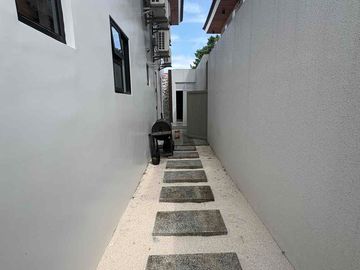 For Rent 6 abedrooms With Swimming Pool