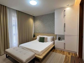 For Rent 6 abedrooms With Swimming Pool