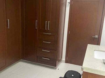 CASA EN RENTA DE UNA PLANTA EN COLINAS DE GRAN JARDÍN zona norte