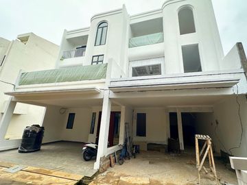 Rumah Pondok Kelapa Townhouse-1 Murah Mewah Baru di Jaktim Kota Jakarta Timur Dijual APS