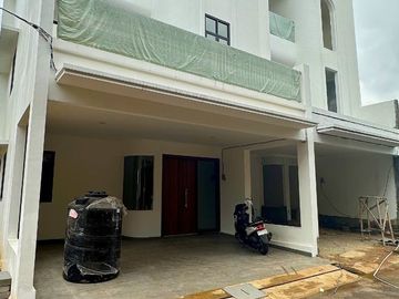 Rumah Pondok Kelapa Townhouse-1 Murah Mewah Baru di Jaktim Kota Jakarta Timur Dijual APS