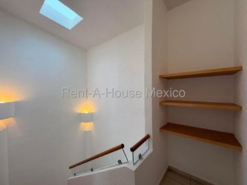 RENTA CASA SANTA FE JURIQUILLA, 3 RECAMARAS,3 BAÑOS.