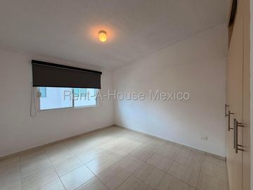 RENTA CASA SANTA FE JURIQUILLA, 3 RECAMARAS,3 BAÑOS.
