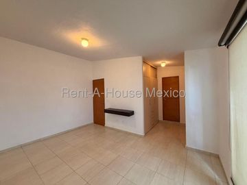 RENTA CASA SANTA FE JURIQUILLA, 3 RECAMARAS,3 BAÑOS.