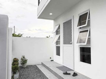 Brand New 3 bedrooms Fully Furnished