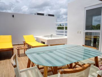 Penthouse con terraza privada, jacuzzi en rooftop, en residencial privado, venta