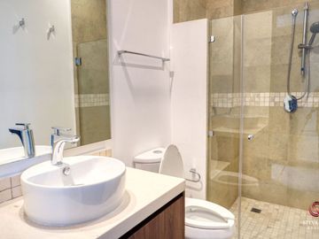 Penthouse con terraza privada, jacuzzi en rooftop, en residencial privado, venta