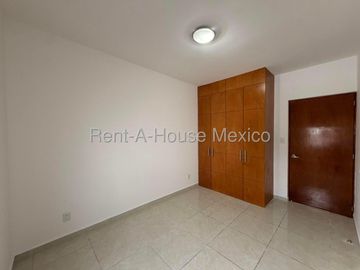 RENTA CASA SANTA FE JURIQUILLA, BLEU, 3 RECAMARAS, 3 BAÑOS.