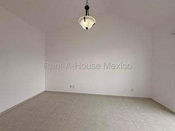 RENTA CASA SANTA FE JURIQUILLA, BLEU, 3 RECAMARAS, 3 BAÑOS.