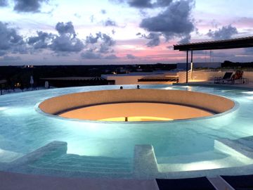 Estudio amueblado, con alberca 360, en venta con reducción de precio, Veleta, Tulum