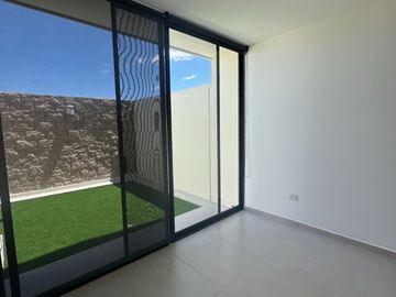Estrena en RENTA Casa en Alella Zibatá
