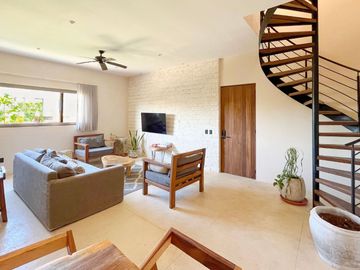 Penthouse con alberca privada, en venta, Aldea Zamá, Tulum.
