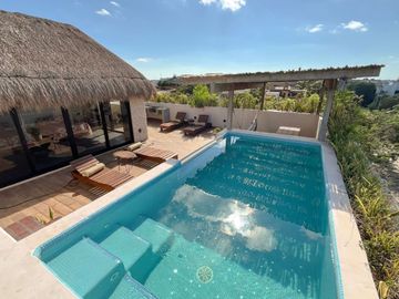 Penthouse con alberca privada, en venta, Aldea Zamá, Tulum.