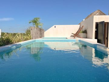 Penthouse con alberca privada, en venta, Aldea Zamá, Tulum.
