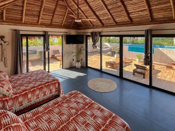 Penthouse con alberca privada, en venta, Aldea Zamá, Tulum.