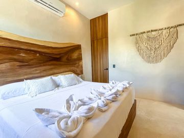 Penthouse con alberca privada, en venta, Aldea Zamá, Tulum.