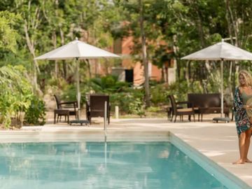 Casa con alberca privada en venta, Avenida Coba, Tulum.
