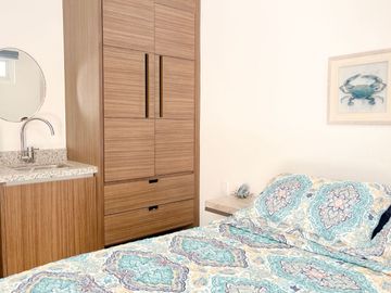 Departamento con lock-off, balcón con vistas a la naturaleza, en venta