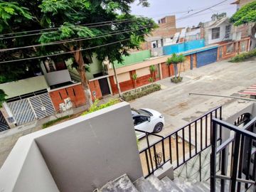 SE VENDE AMPLIO TRIPLEX 170.00 M2 EN URBANIZACIÓN SANTA ISABEL, DISTRITO DE CARABAYLLO