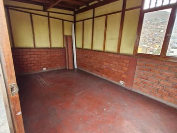 SE VENDE AMPLIO TRIPLEX 170.00 M2 EN URBANIZACIÓN SANTA ISABEL, DISTRITO DE CARABAYLLO