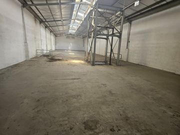 Disewakan Gudang Jalan Utama Di Bekasi Barat #992