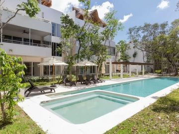 Penthouse amueblado con rooftop privado, en venta, Aldea Zama, Tulum