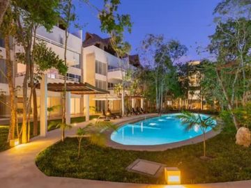 Penthouse amueblado con rooftop privado, en venta, Aldea Zama, Tulum