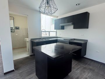 DEPARTAMENTO DE 2 HABITACIONES EN ZAVALETA Y RECTA CHOLULA