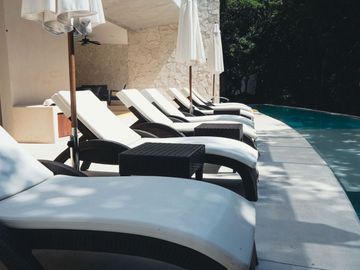 Condo amueblado, vista al campo de golf, venta, Tulum Country Club