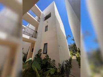 Departamento con terraza privada y jungle view, en venta, Tulum 101, Tulum
