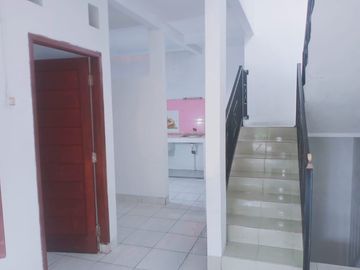 Rumah Hook ada Rooftop di Alinda Kencana Permai, Bekasi Timur *r155anhd