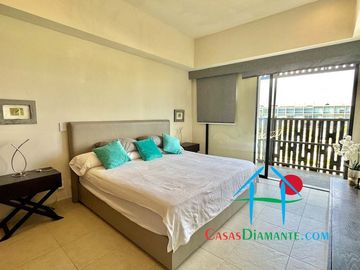 Departamento a pie de playa con terraza y vista frontal al mar