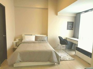 1-Bedroom with Balcony for Rent at Greenbelt Hamilton Tower 1, Makati