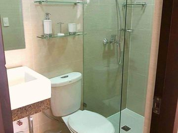 1-Bedroom with Balcony for Rent at Greenbelt Hamilton Tower 1, Makati