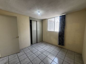 Casa amplia en RENTA en Villas Campestre. 185 m² de Construcción. A solo 200 m de Prol. Zaragoza