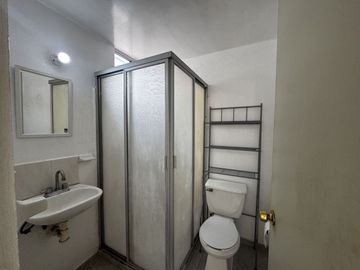 Casa amplia en RENTA en Villas Campestre. 185 m² de Construcción. A solo 200 m de Prol. Zaragoza