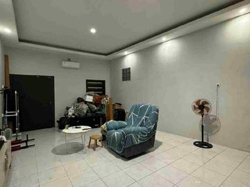 Rumah Bagus Tanah Luas Dalam Cluster
