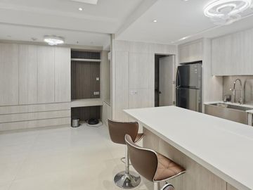 1 Bedroom Condo For Rent in Mahogany One Serendra BGC