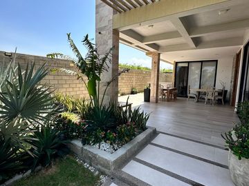 VENDO CASA INDEPENDIENTE EN SABANILLA - ATLANTICO