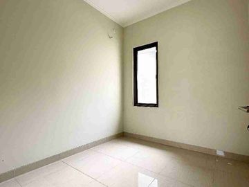 Rumah Baru Posisi Hook di Condet Dekat PGC Cililitan, TB.Simatupang, Pasar Kramatjati, RS.Polri, Sekolah Global Jaya